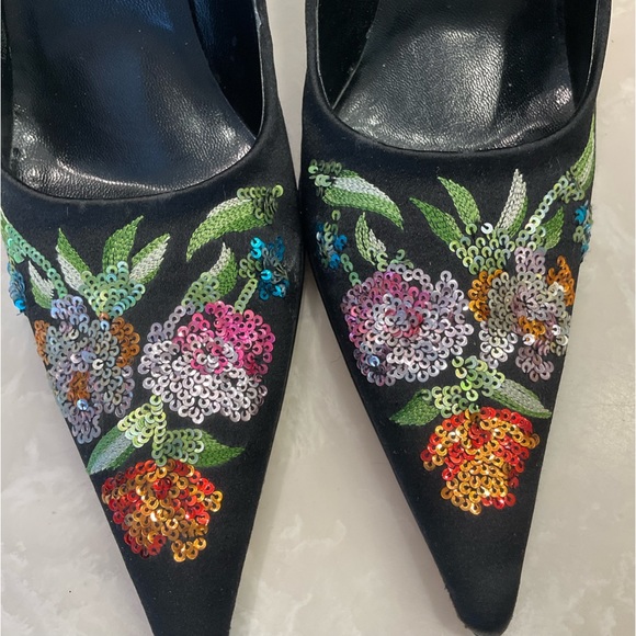 SOLD - Andrea Pfister sequin pumps, black, pointed toe, made in Italy, Sz 39/8.5 - Picture 2 of 13